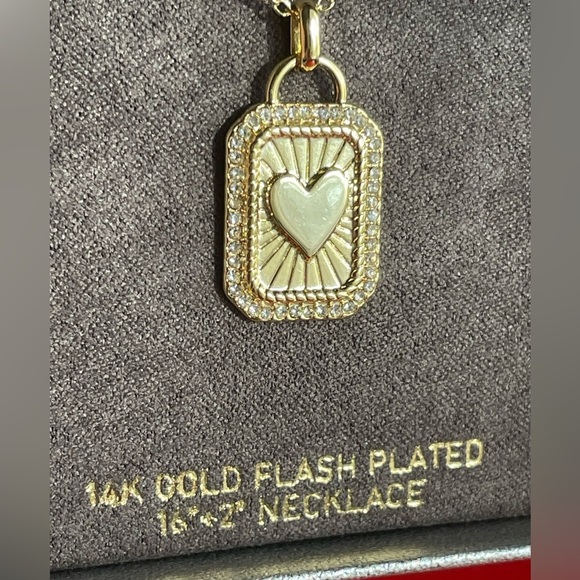 Necklace,Gold Heart Pendant Necklace, - Picture 7 of 8